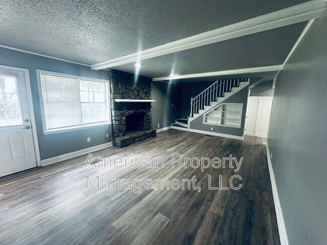 Building Photo - 7050 E 71st Ct