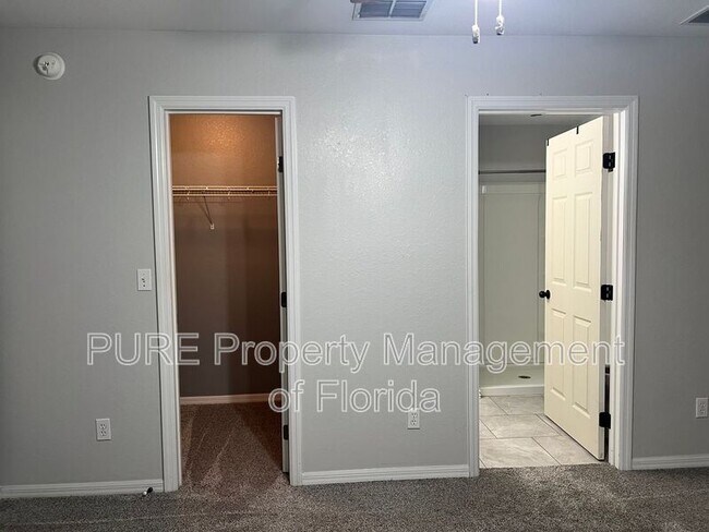 Building Photo - 112 Pecan Run