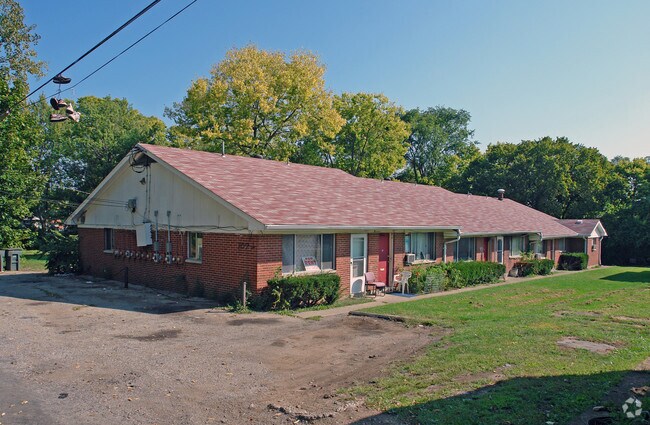 Building Photo - North Plaza Apartments