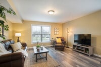 Building Photo - North Campus Townhomes
