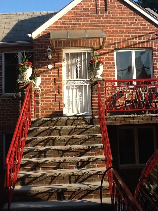 Primary Photo - 418 Avenue X