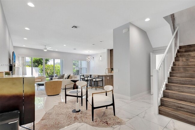 Building Photo - 4921 Pointe Midtown Way