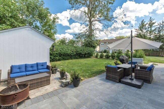 Building Photo - 16 Providence St