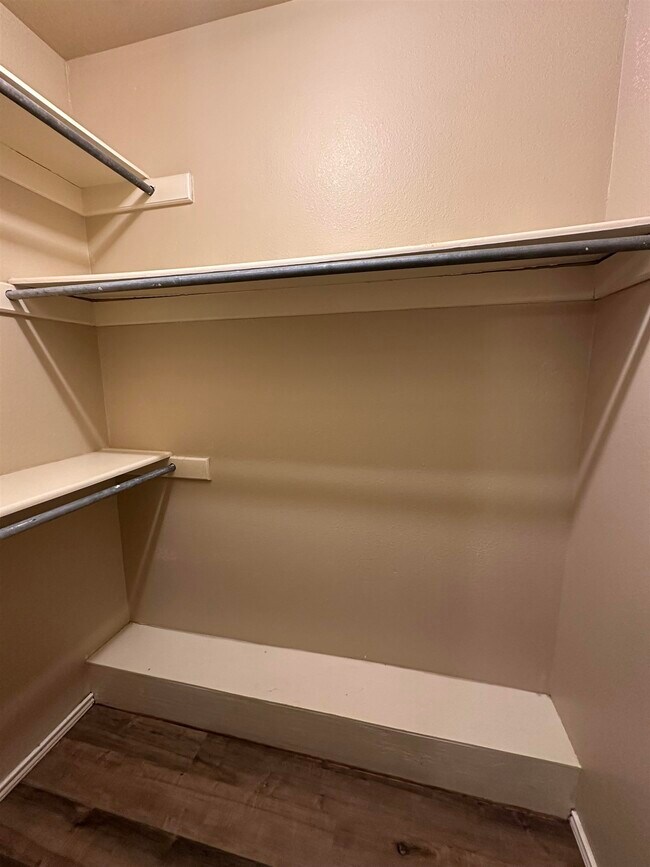 Building Photo - 8915 McPherson Rd