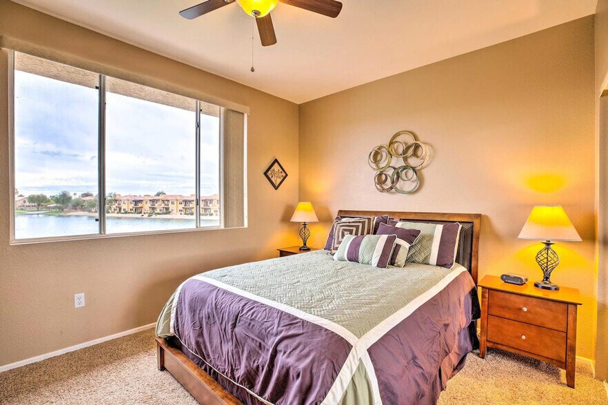 Building Photo - 16013 S Desert Foothills Pkwy