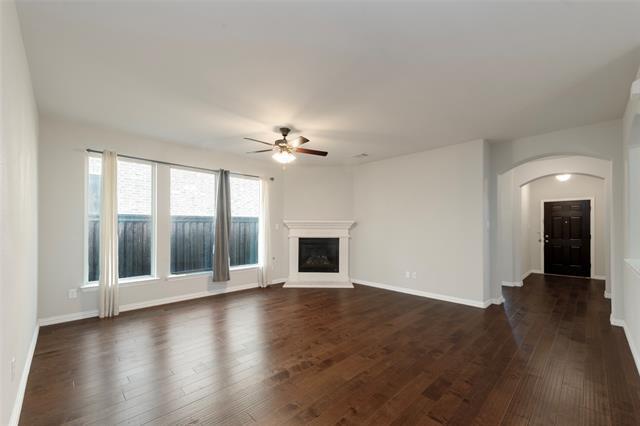 Building Photo - 2040 Barx Dr