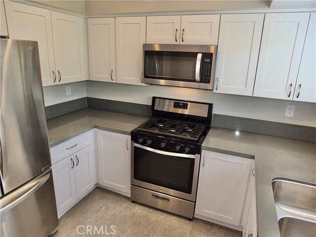Building Photo - 617 Sandpiper Dr