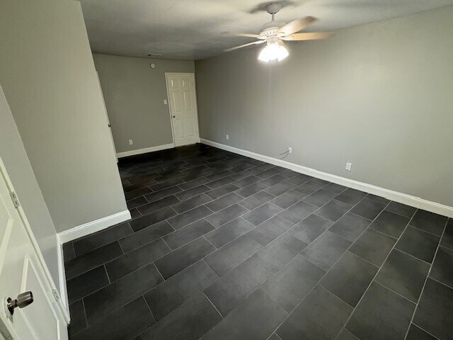 Building Photo - 12127 Rhinebeck Dr