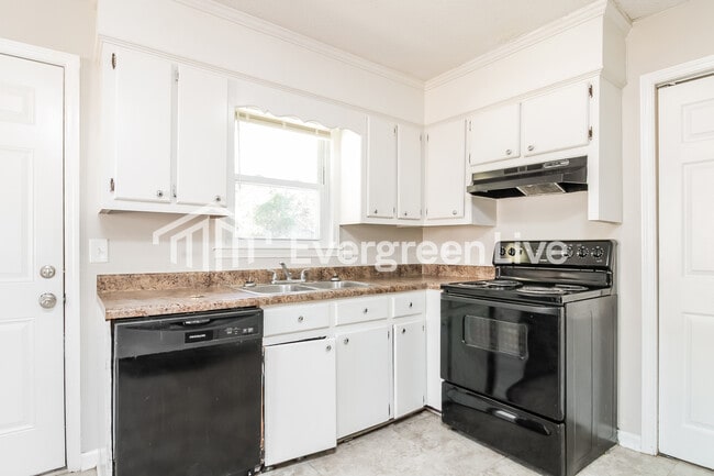 Building Photo - coming soon