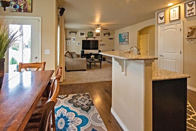 Building Photo - Coming Available Soon!!