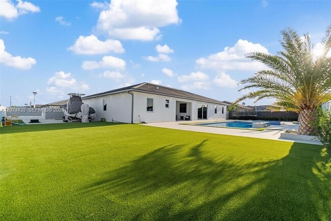 Building Photo - 13305 SW 190th Terrace