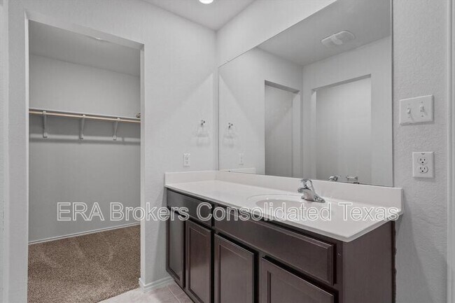 Building Photo - 108 Ragnar Dr