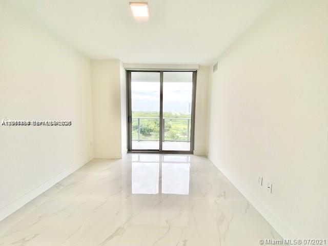 Building Photo - 16385 Biscayne Blvd