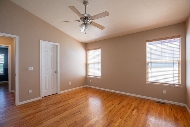 Building Photo - 5 Bedroom Home in Windsor Colorado
