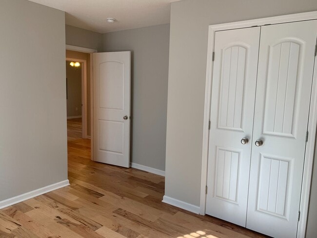 Building Photo - Adorable Tullahoma Home!