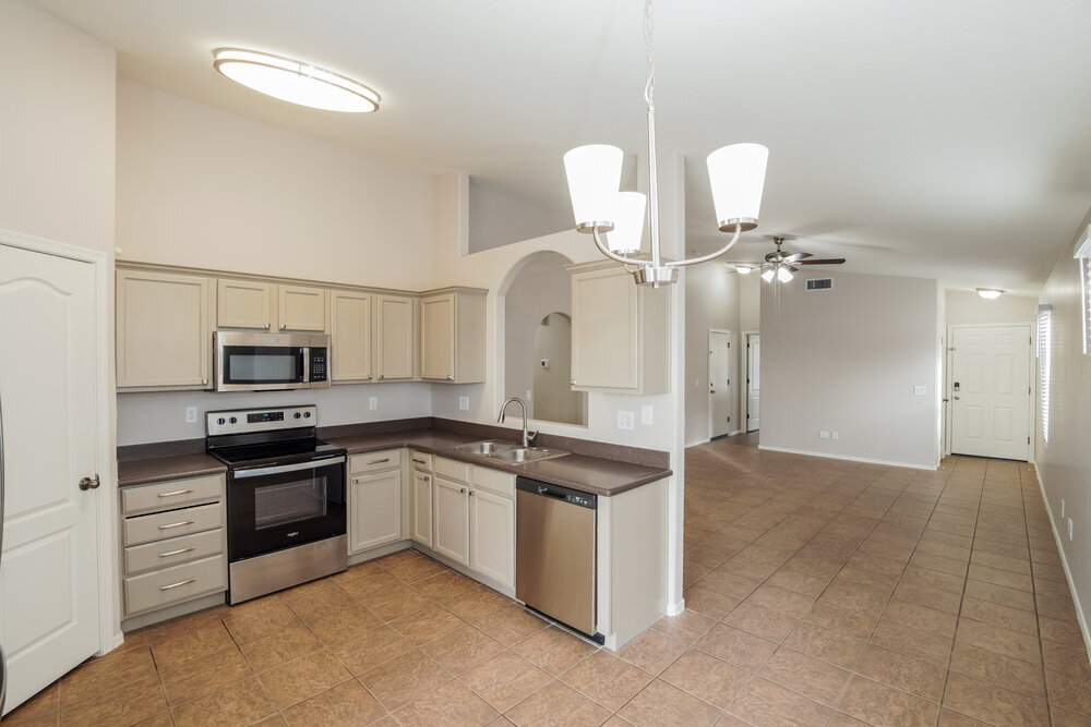 Building Photo - 25279 W Parkside Ln S