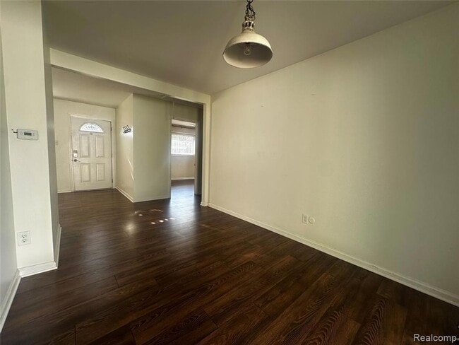 Building Photo - 4614 Olivia Ave