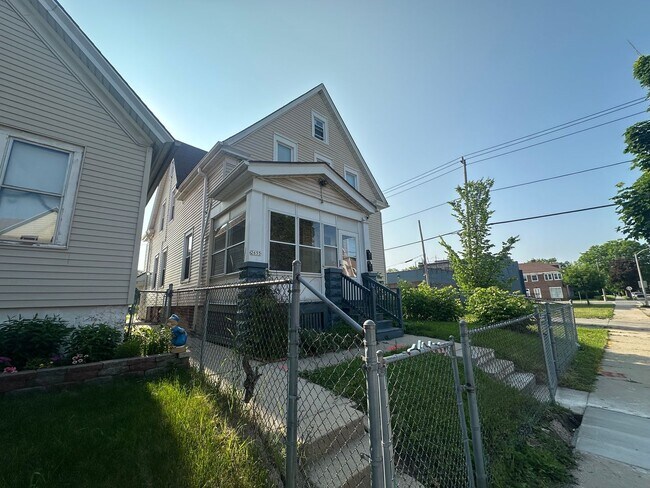 Building Photo - 2655-55A N 24th St