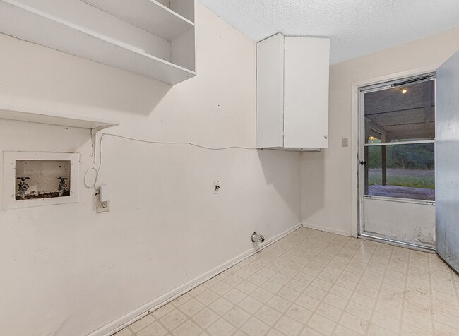 Building Photo - 2601 Page St