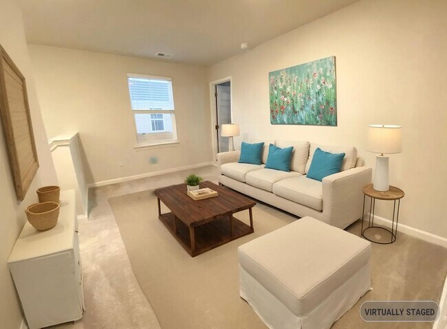 Building Photo - 4 Bed 3 Bath Single Family Home