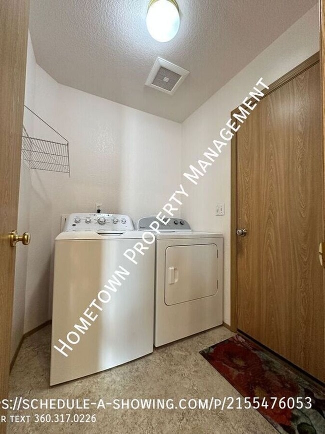 Building Photo - 4745 Brillshire Ln SE