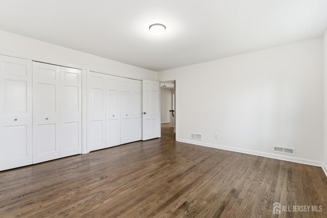 Building Photo - 28 Southfield Rd