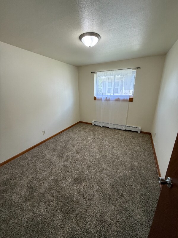 Building Photo - 2066 S 74th St
