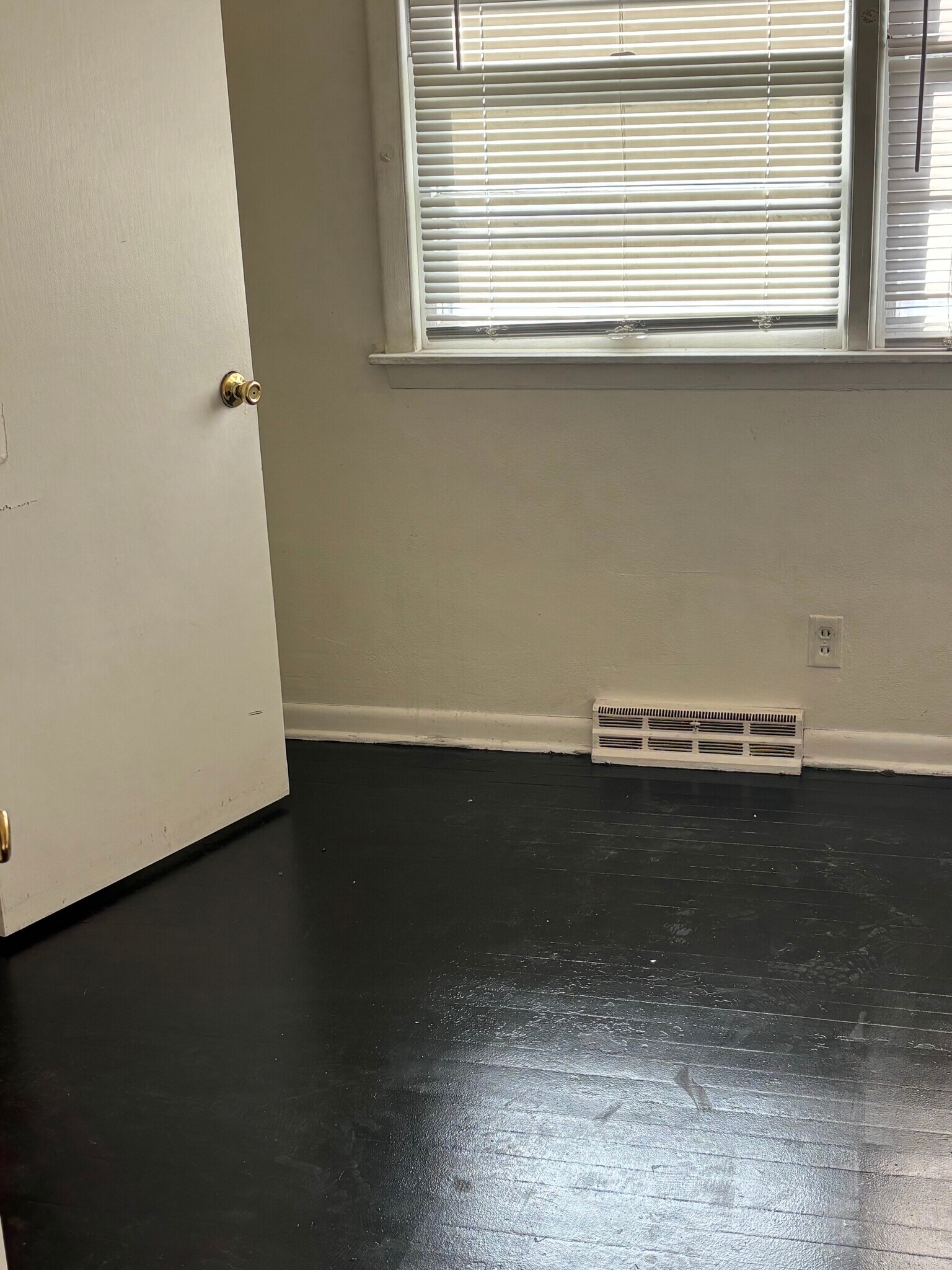 Building Photo - 1725 Remington Rd