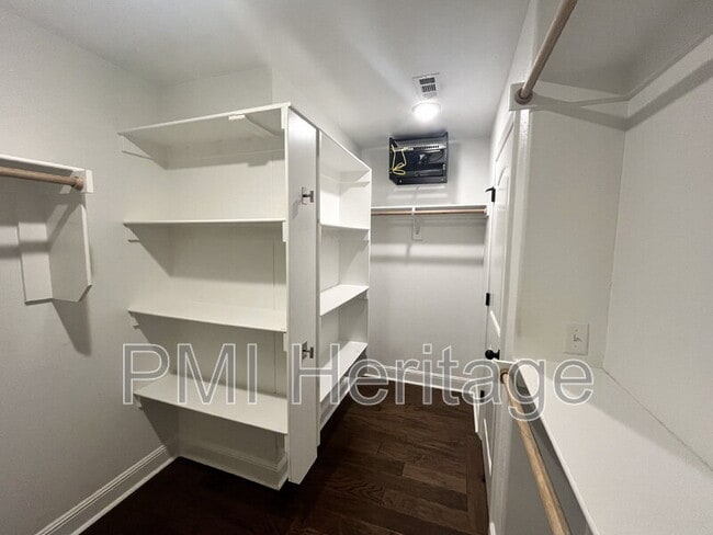 Building Photo - 3661 Ambrosia Ln