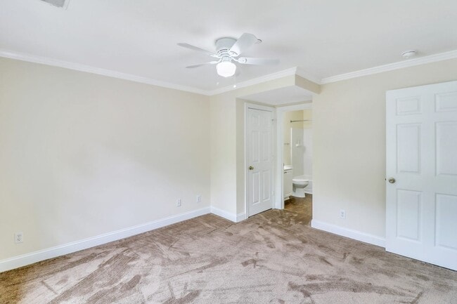 Building Photo - Stunning Top Floor 3 Bedroom Condo with Marsh Views in Gated Summerfield Community