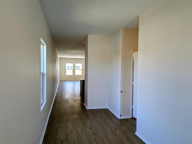 Building Photo - 1112 Minnow Ln