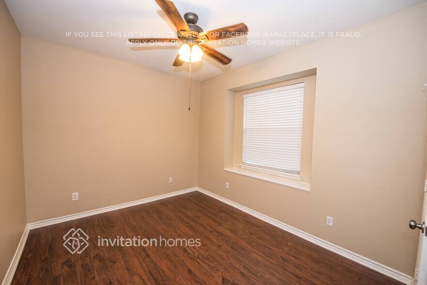 Building Photo - 1621 Churchill Ln