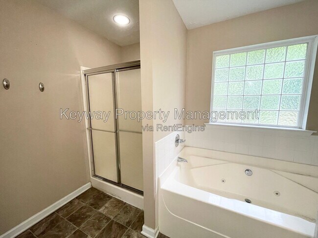 Building Photo - 749 Michelle Ct
