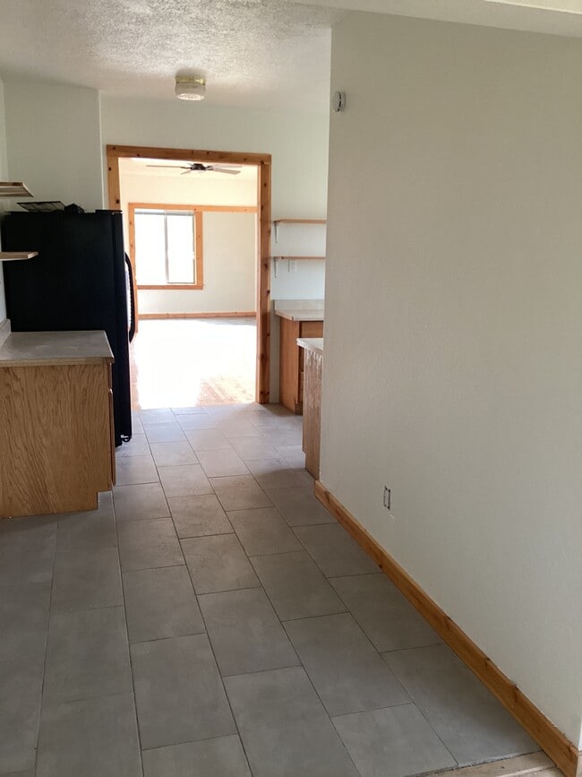 Building Photo - 442 NE 1st St