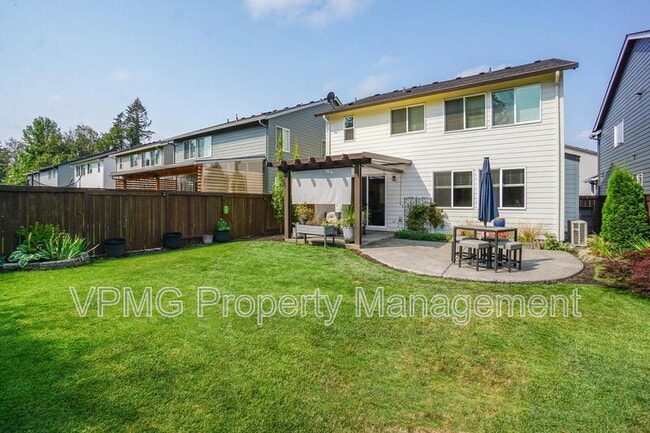 Building Photo - 11603 NE 138th Ave