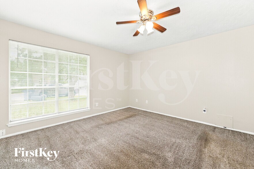 Building Photo - 21714 Nickerton Ln