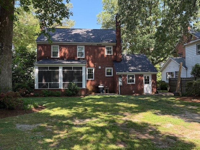 Building Photo - Beautiful 3BR/1.5BA Home in Newport News, VA - Move-in Ready!