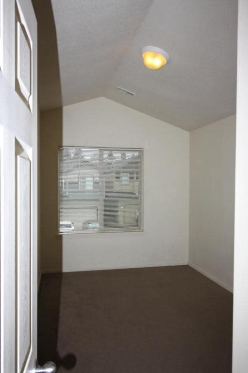 Building Photo - 13102 NE 26th St