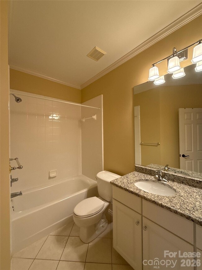 Building Photo - 14419 Ballantyne Meadows Dr