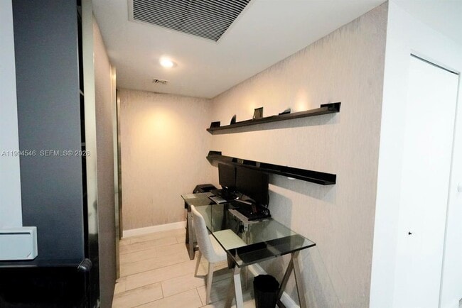 Building Photo - 55 SW 9th St