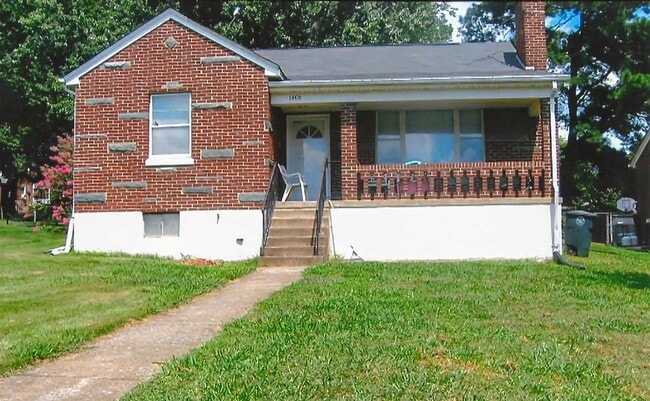 Building Photo - 1408 Gates St