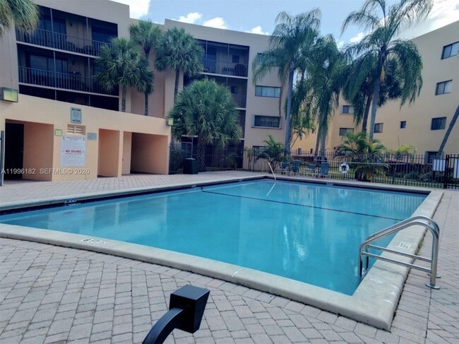 Building Photo - 8760 SW 133rd Avenue Rd