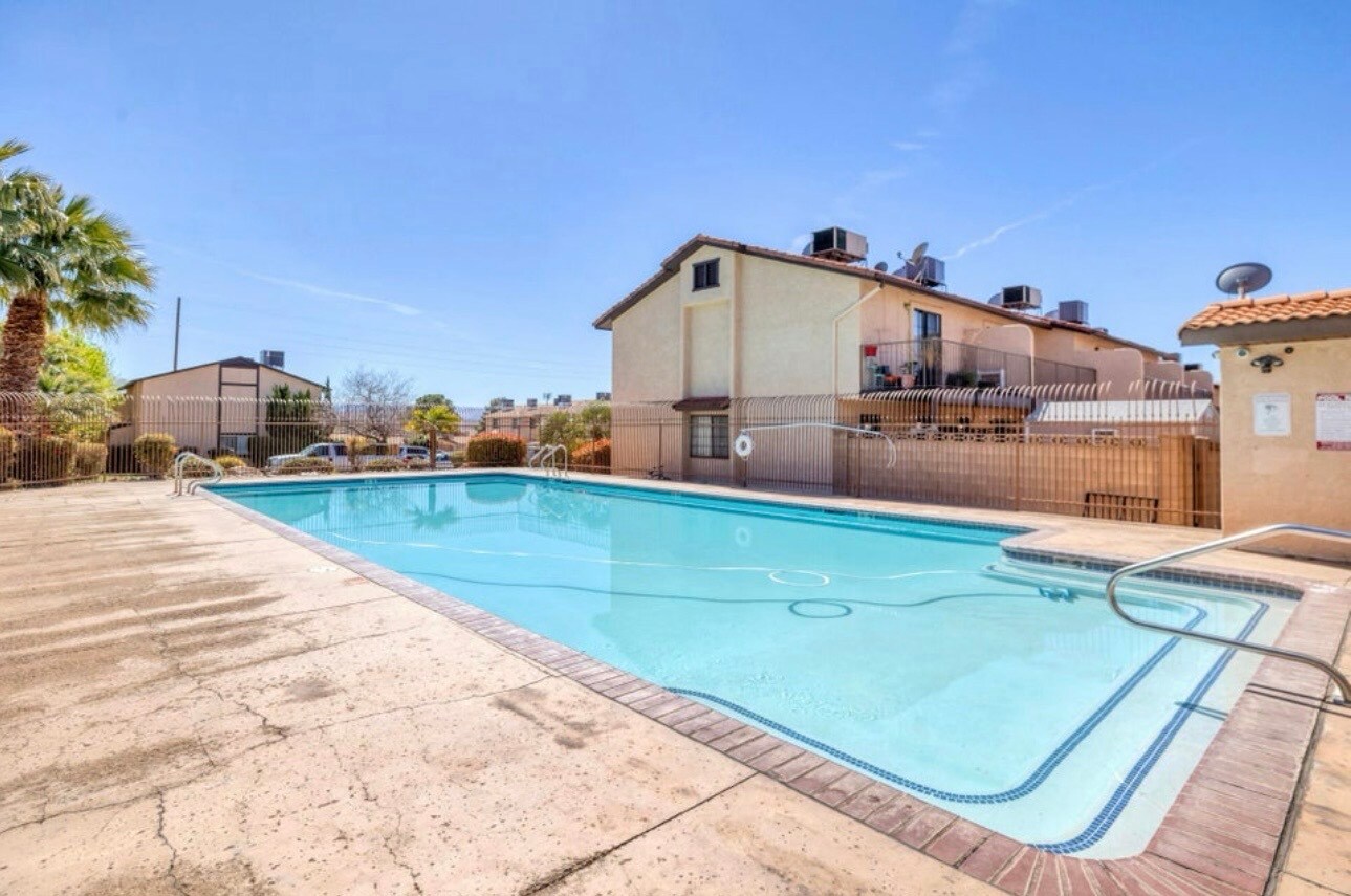 Building Photo - 1045 N 1725 W