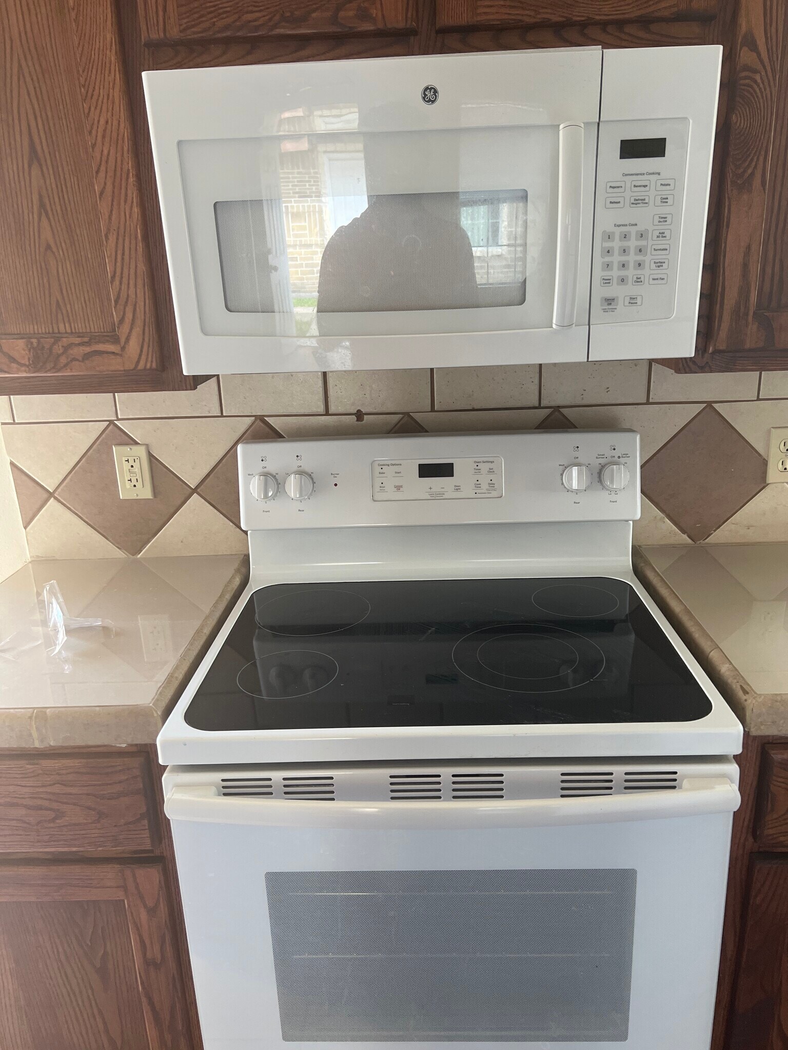 Building Photo - 1406 Tampa St