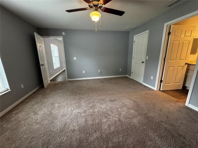 Building Photo - 13705 SE 54 Ct