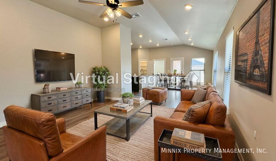 Primary Photo - 2131 Langford Ave