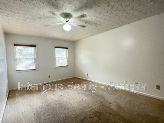 Building Photo - 10440 Virginia Pine Ln