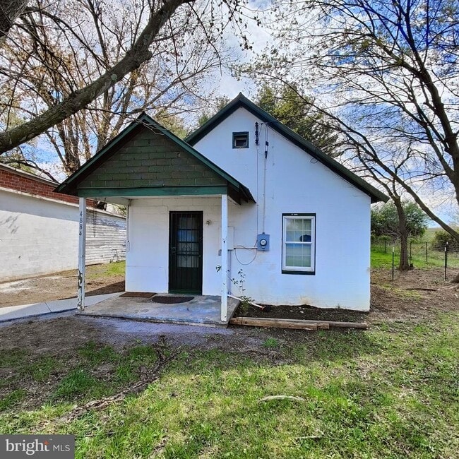 Building Photo - 4884 Charles Town Rd