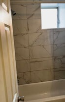 Building Photo - 885 N 50th St