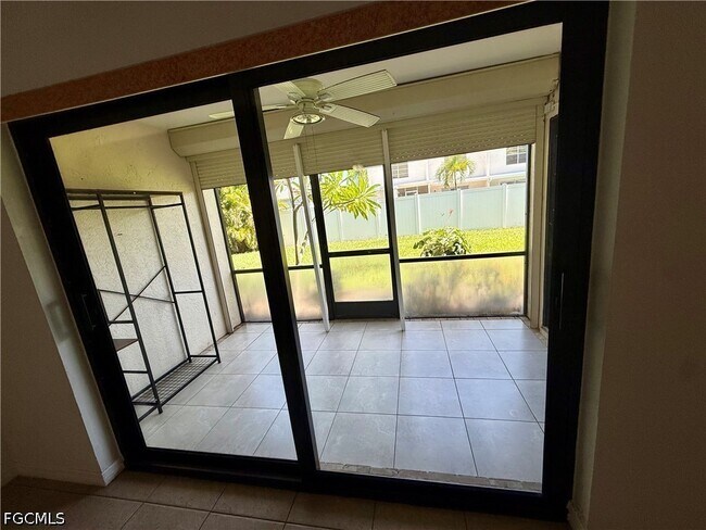 Building Photo - 1429 Cape Coral Pkwy W